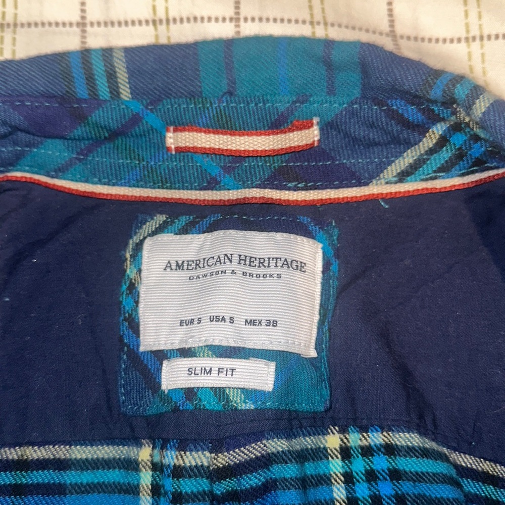 Flannel - Picture 4 of 5
